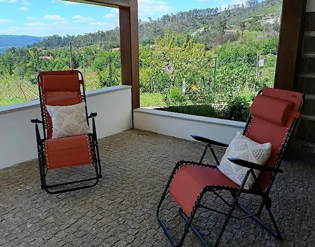 Holiday home Casa Dos Valentes Bicas